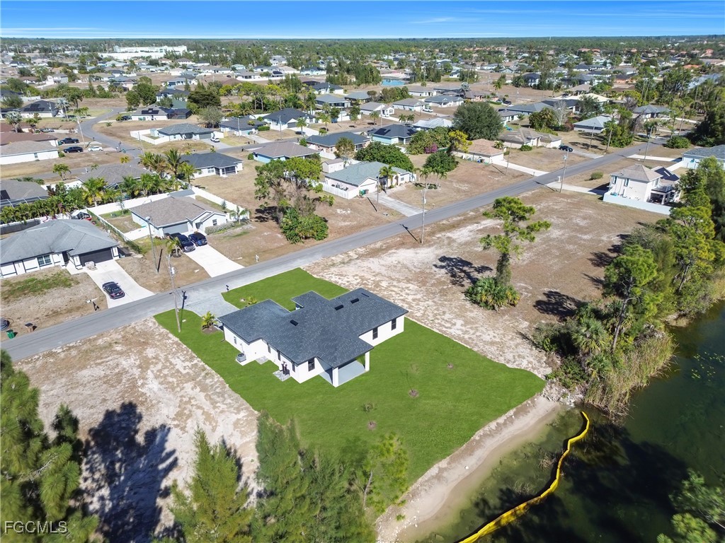 1924 NE 33rd Lane Cape Coral FL 33909 2025025713 image40