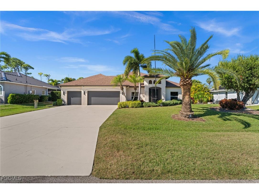 1924 SW 17th Place Cape Coral FL 33991 2026005306 image1