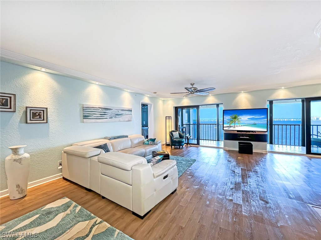 1925 Clifford Street #903 Fort Myers FL 33901 223015006 image1