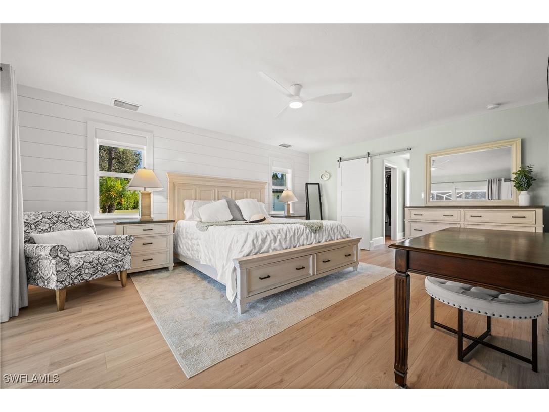 1925 Imperial Golf Course Boulevard Naples FL 34110 225080823 image19