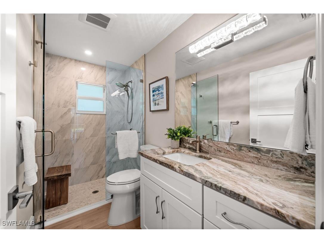 1925 Imperial Golf Course Boulevard Naples FL 34110 225080823 image32