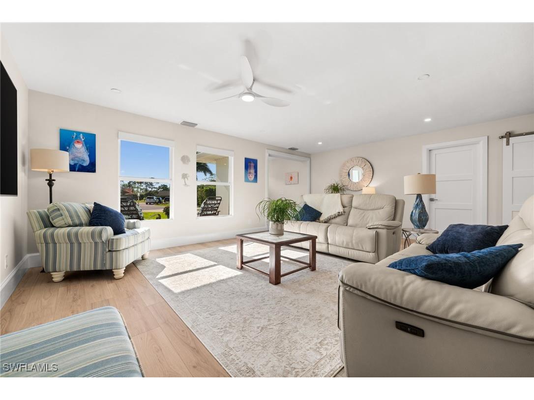 1925 Imperial Golf Course Boulevard Naples FL 34110 225080823 image8