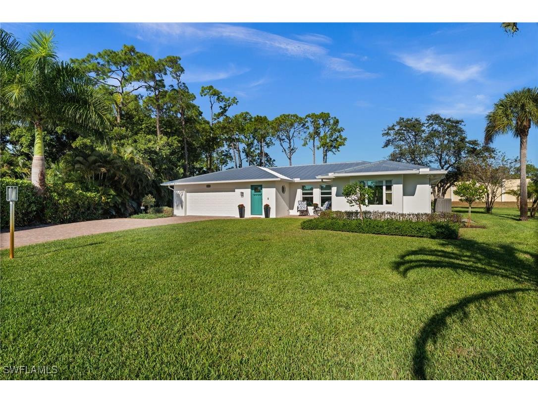 1925 Imperial Golf Course Boulevard Naples FL 34110 225080823 image2