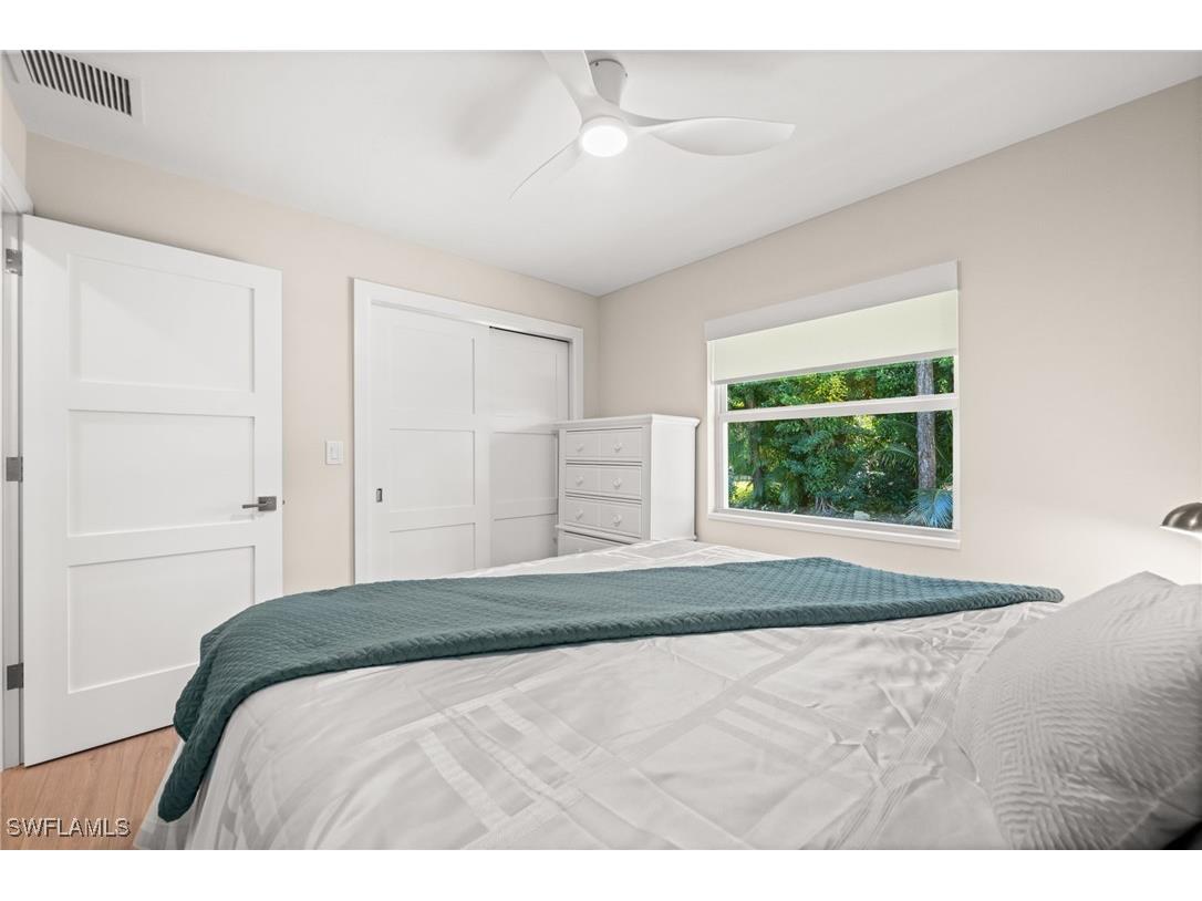 1925 Imperial Golf Course Boulevard Naples FL 34110 225080823 image31