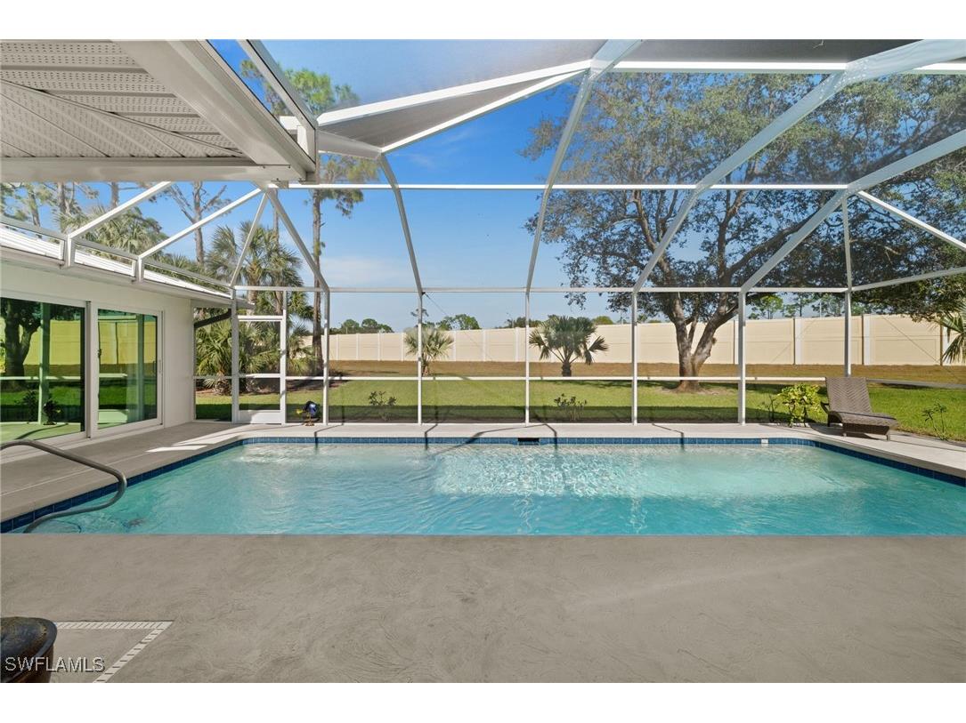 1925 Imperial Golf Course Boulevard Naples FL 34110 225080823 image38