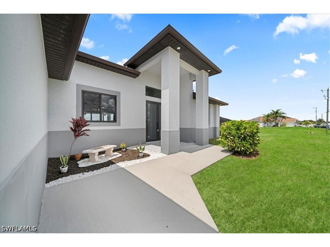 1925 NW 15th Terrace Cape Coral FL 33993 226018363 image5