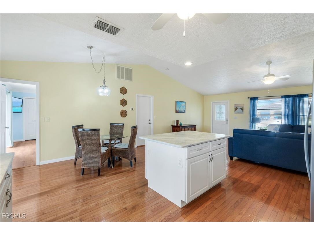 1925 SW 17th Place Cape Coral FL 33991 2025018347 image18