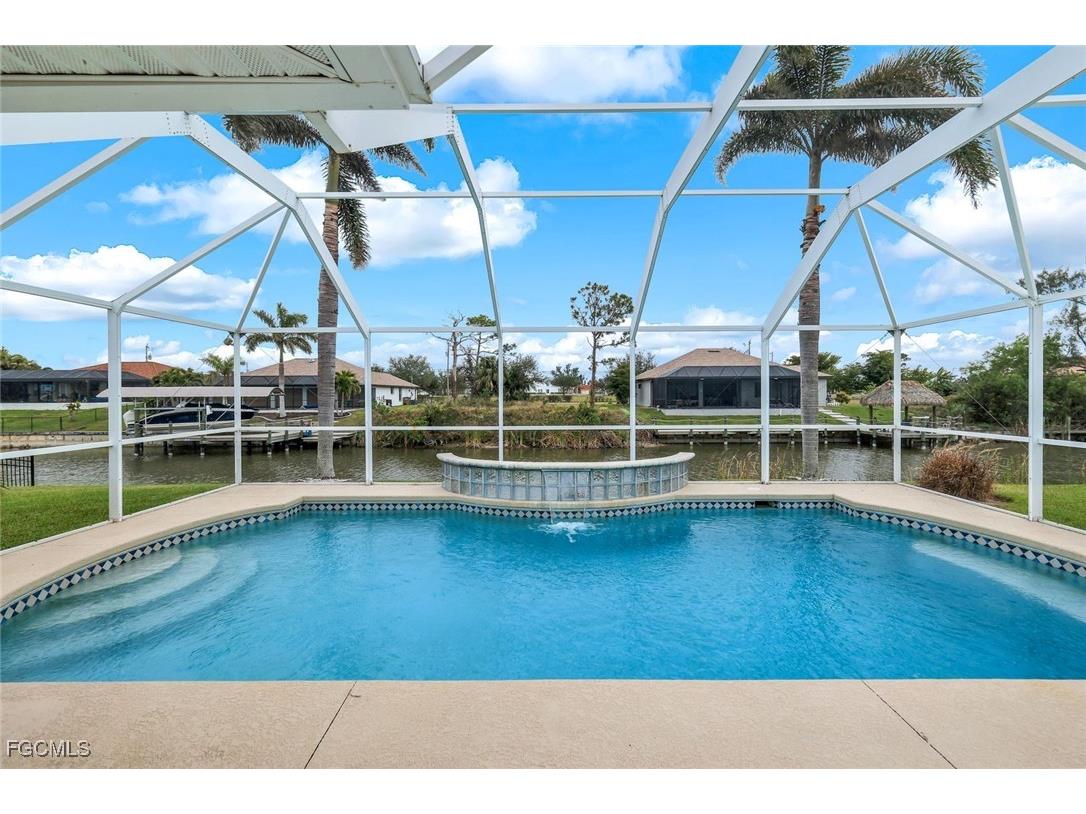 1925 SW 17th Place Cape Coral FL 33991 2025018347 image2