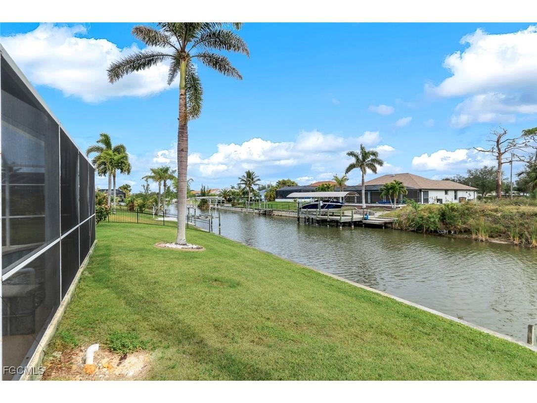 1925 SW 17th Place Cape Coral FL 33991 2025018347 image33