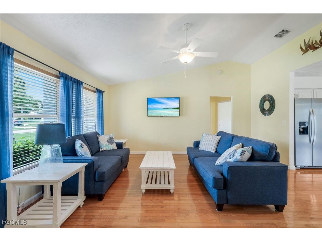 1925 SW 17th Place Cape Coral FL 33991 2025018347 image6