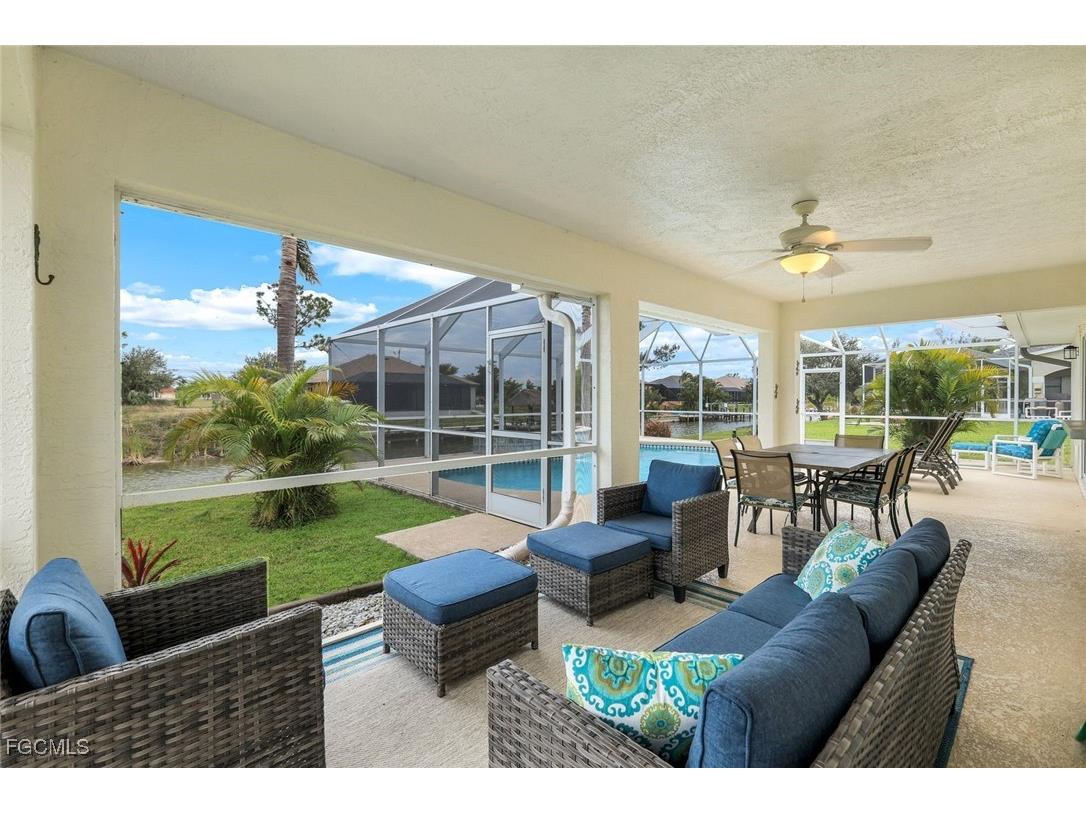 1925 SW 17th Place Cape Coral FL 33991 2025018347 image8