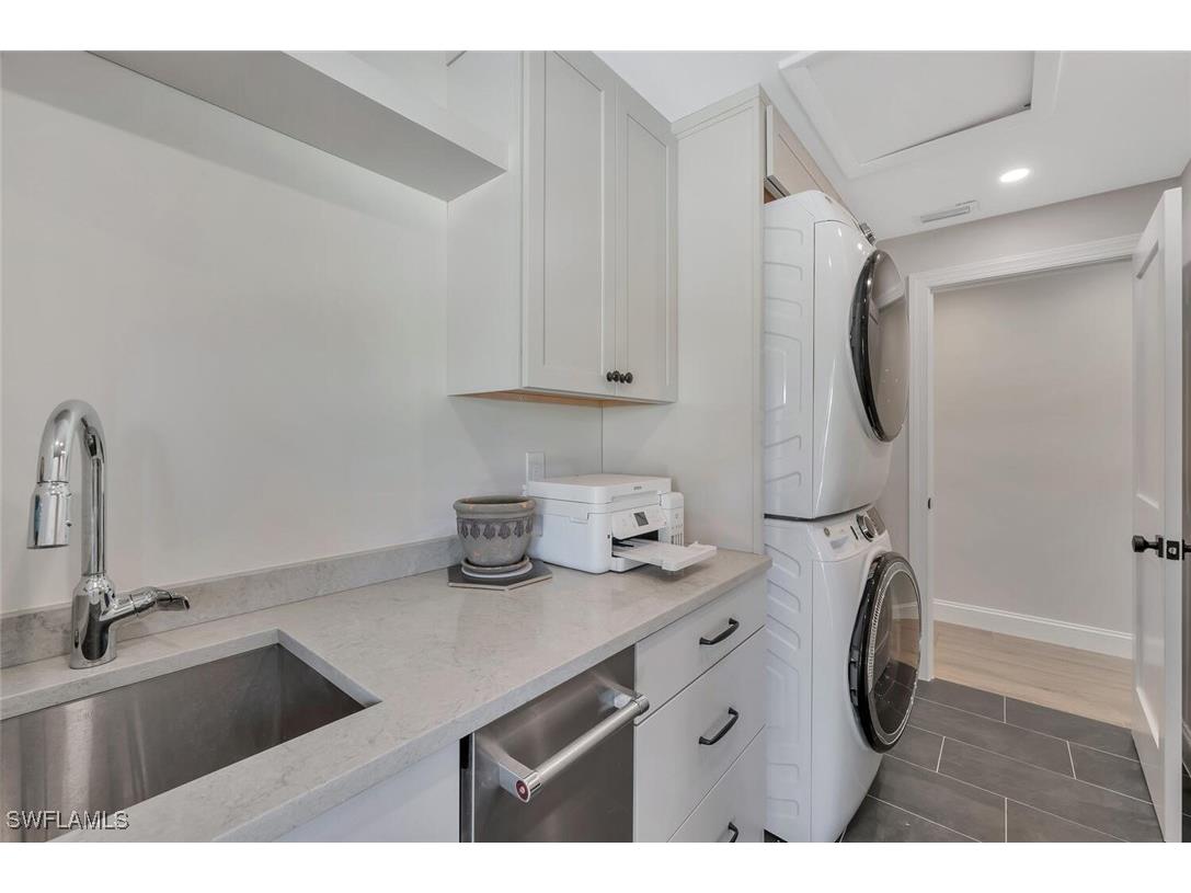 1925 Tarpon Road Naples FL 34102 225071379 image33