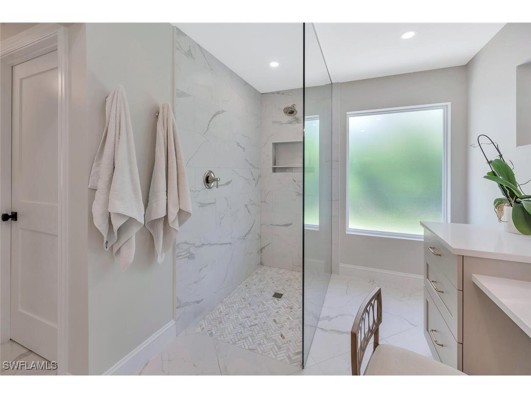 1925 Tarpon Road Naples FL 34102 225071699 image25