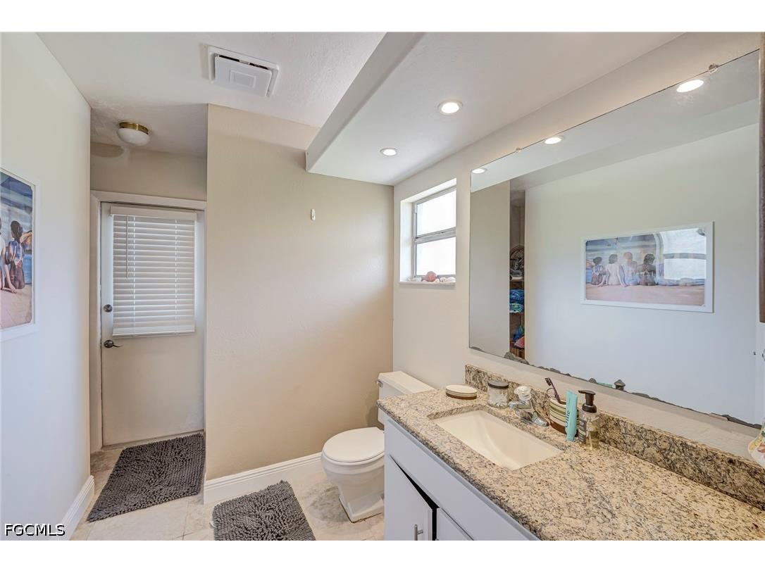 19250 Tammy Lane North Fort Myers FL 33917 2026027885 image18