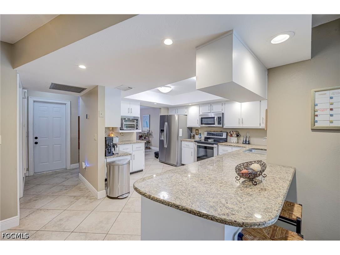 19250 Tammy Lane North Fort Myers FL 33917 2026027885 image9