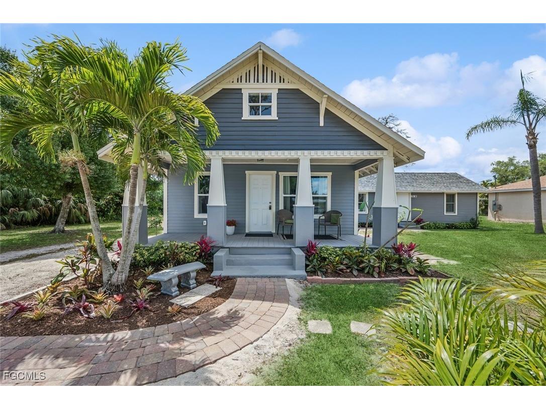 1926 Collier Avenue Fort Myers FL 33901 2025010348 image1