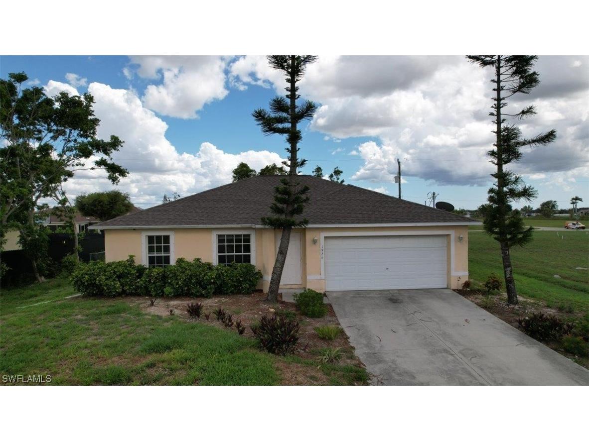 1926 NE 15th Lane Cape Coral FL 33909 223043016 image1