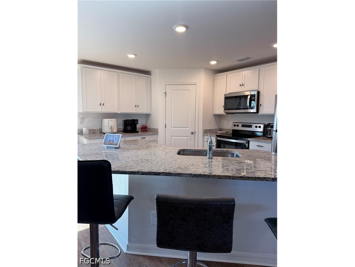1926 NW 15th Street Cape Coral FL 33993 2026016077 image6