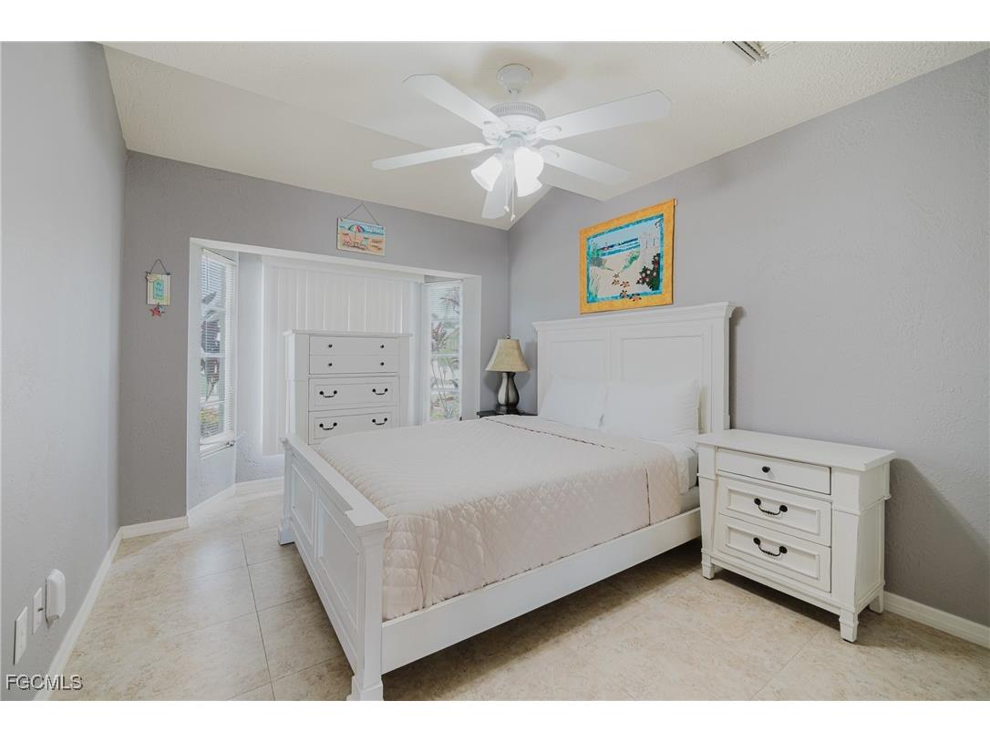 1926 SE 12th Terrace Cape Coral FL 33990 2025009091 image14