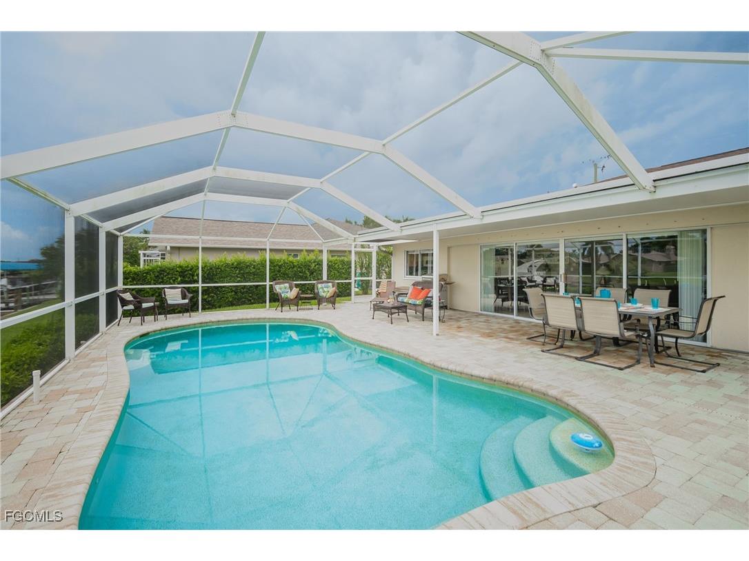 1926 SE 12th Terrace Cape Coral FL 33990 2025009091 image3