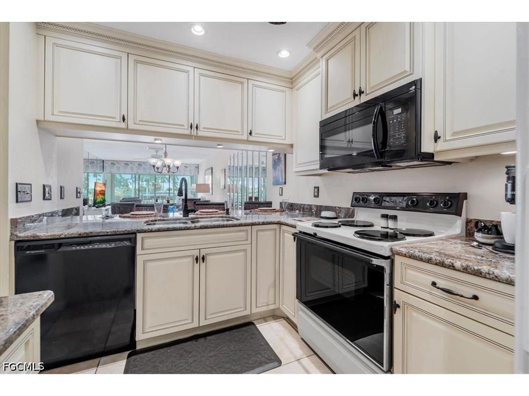 1926 SE 43rd Street #217 Cape Coral FL 33904 2026018319 image11