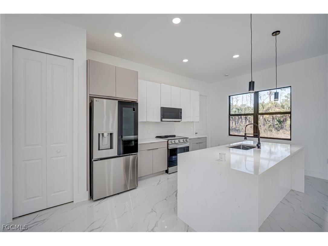 1927 Redmont Avenue Lehigh Acres FL 33972 2026009560 image11