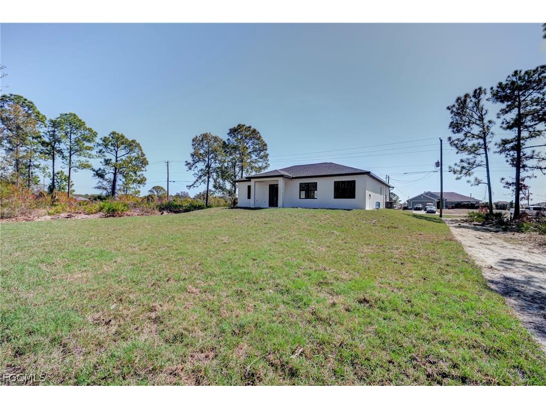 1927 Redmont Avenue Lehigh Acres FL 33972 2026009560 image26