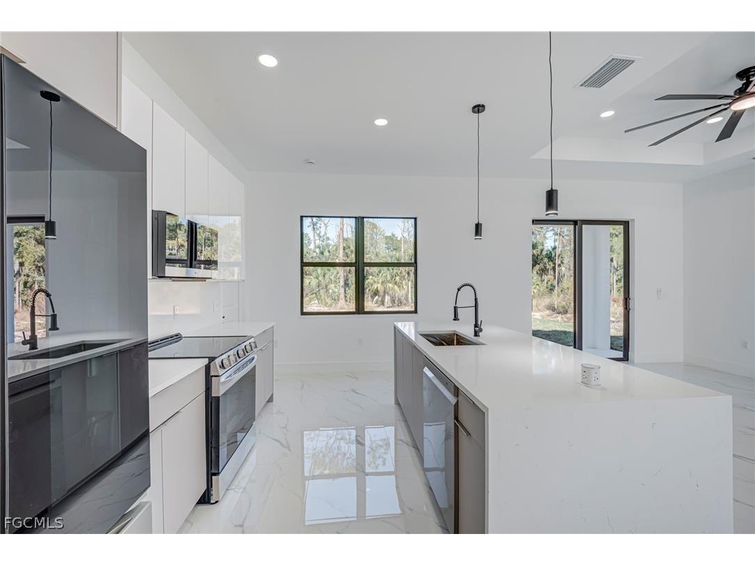 1927 Redmont Avenue Lehigh Acres FL 33972 2026009560 image8