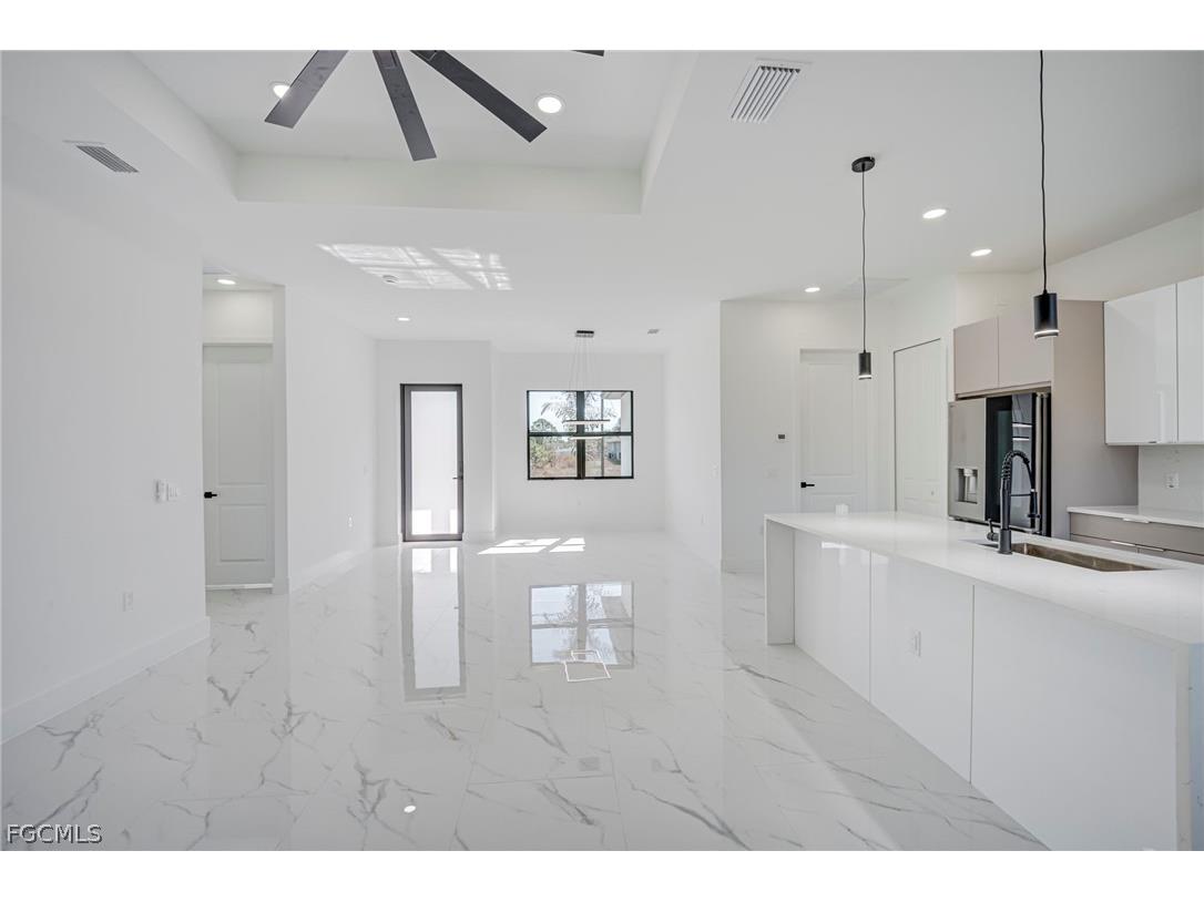 1927 Redmont Avenue Lehigh Acres FL 33972 2026009560 image9