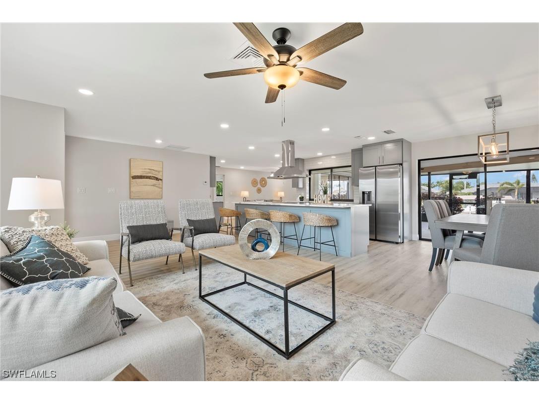 1927 SE 10th Avenue Cape Coral FL 33990 223046691 image1