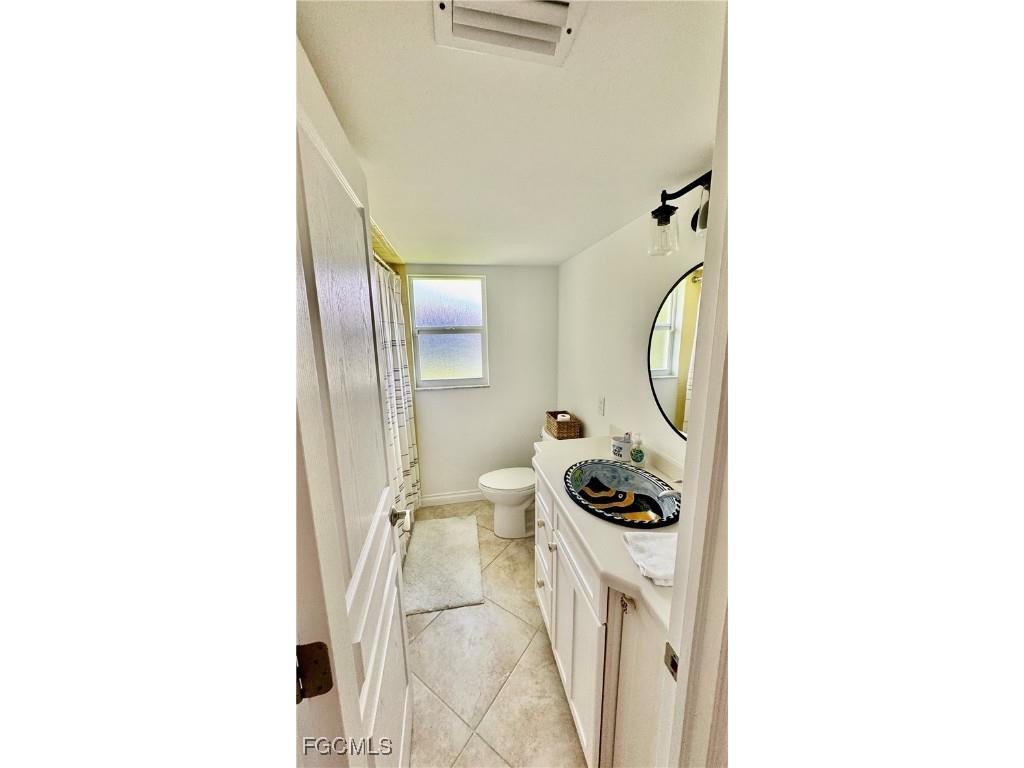 1927 SE 10th Street Cape Coral FL 33990 2025006129 image10