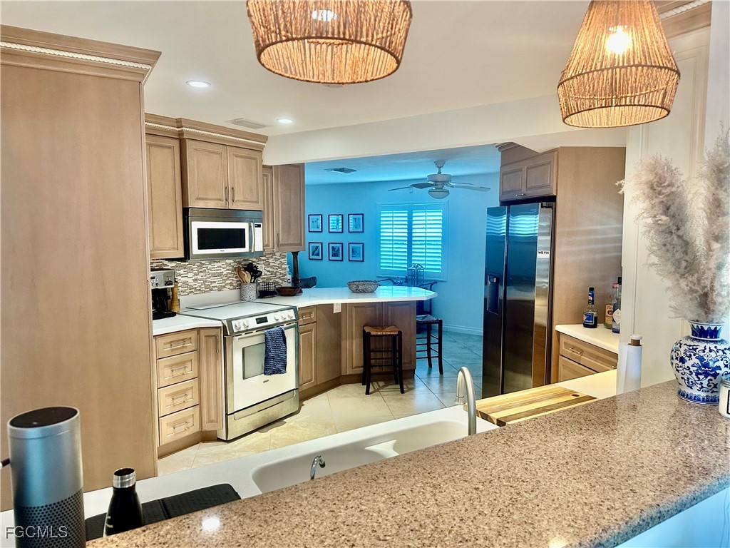 1927 SE 10th Street Cape Coral FL 33990 2025006129 image15