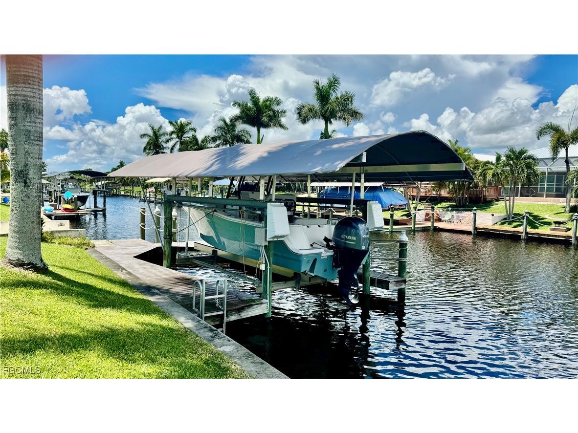 1927 SE 10th Street Cape Coral FL 33990 2025006129 image22