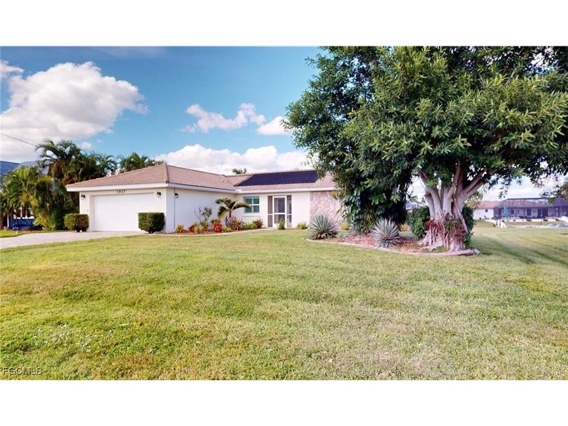 1927 SE 10th Street Cape Coral FL 33990 2025006129 image3