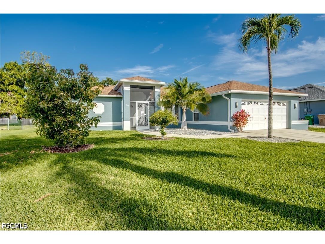 1927 SE 21st Street Cape Coral FL 33990 2026017176 image1