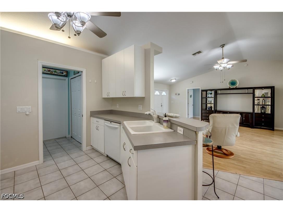 1927 SE 21st Street Cape Coral FL 33990 2026017176 image16
