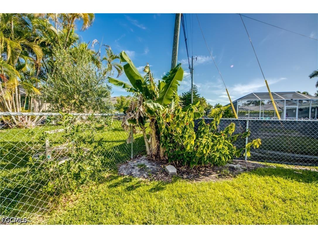 1927 SE 21st Street Cape Coral FL 33990 2026017176 image35