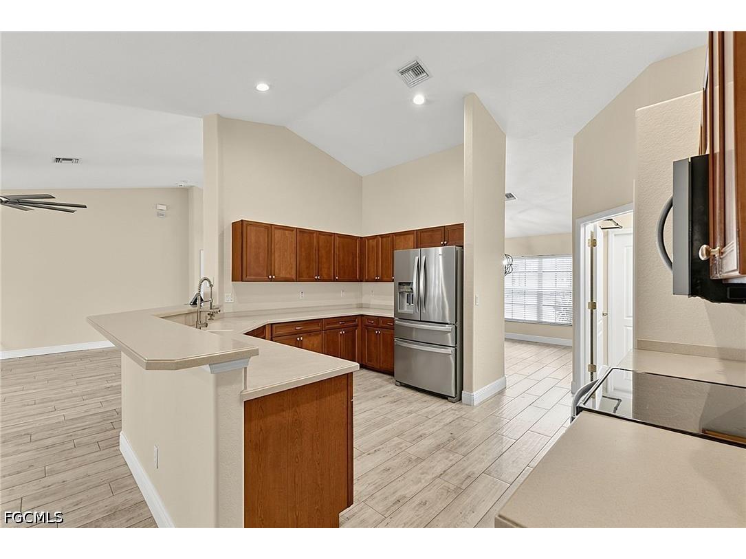 1927 Savona Parkway W Cape Coral FL 33914 2026028022 image7