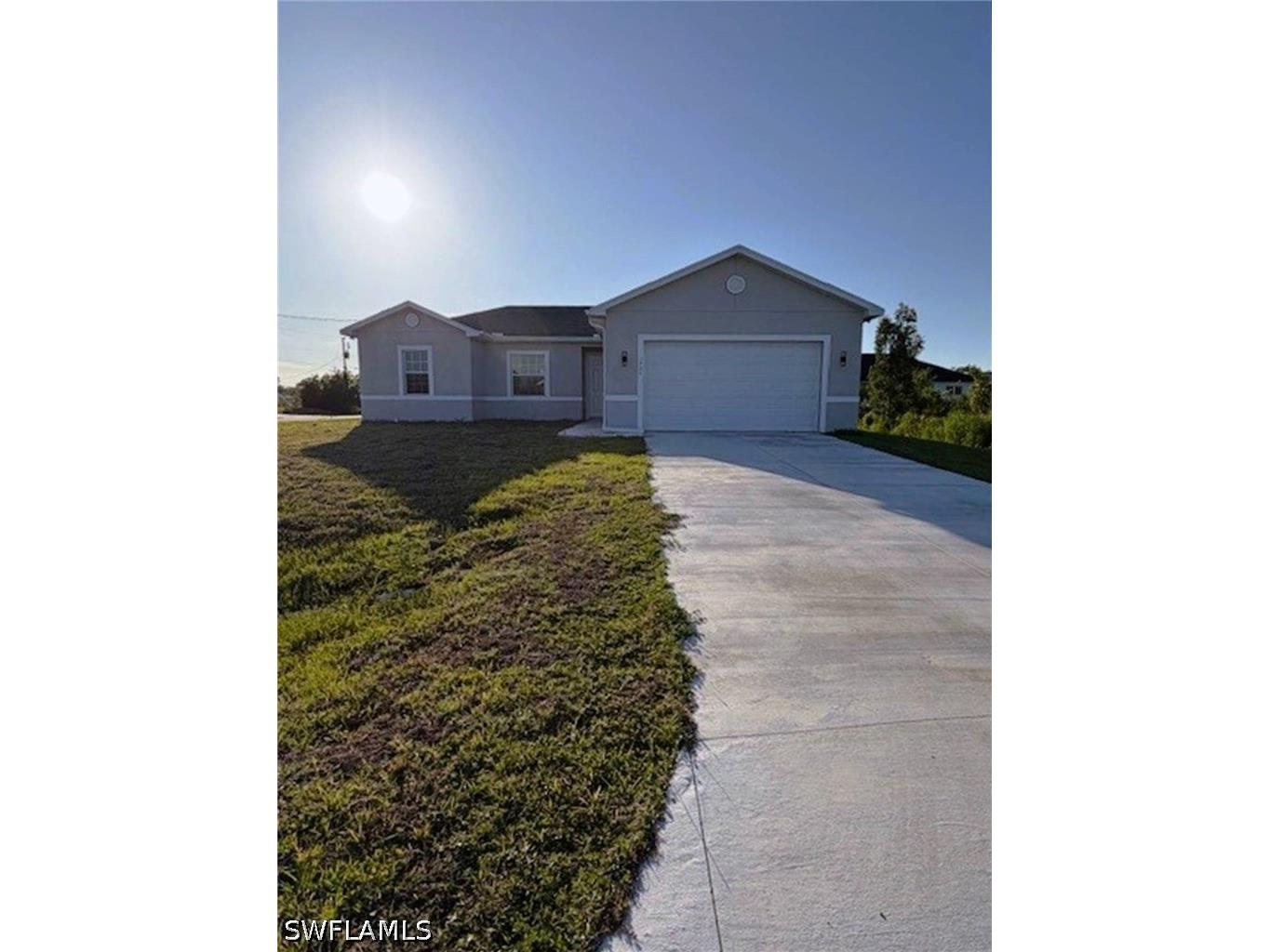 1927 Tryon Court Lehigh Acres FL 33972 226015100 image1