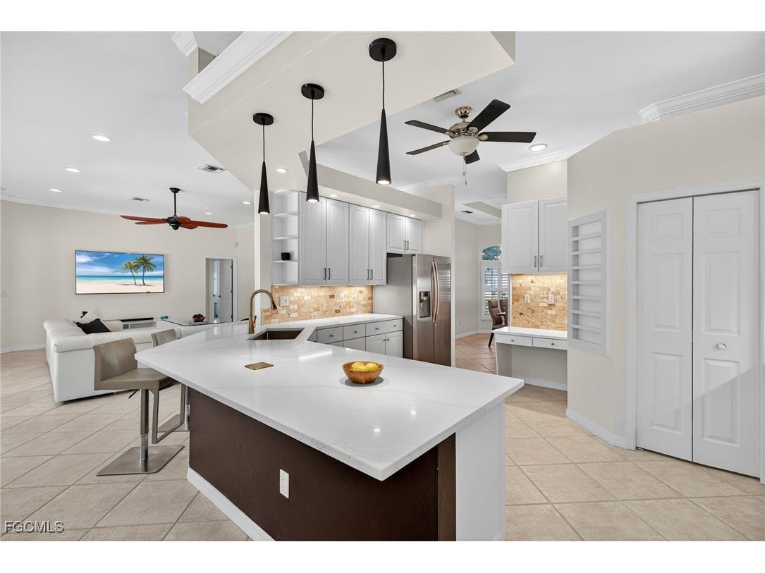 1928 SE 20th Lane Cape Coral FL 33990 2025019451 image17