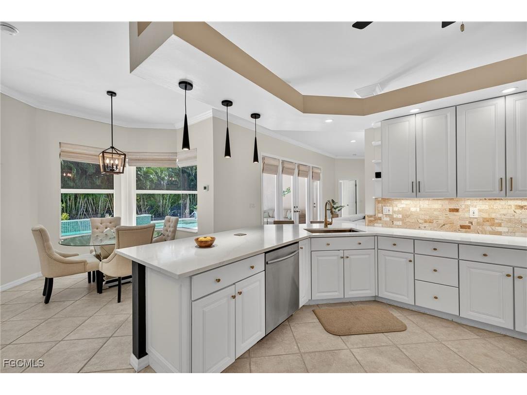 1928 SE 20th Lane Cape Coral FL 33990 2025019451 image20