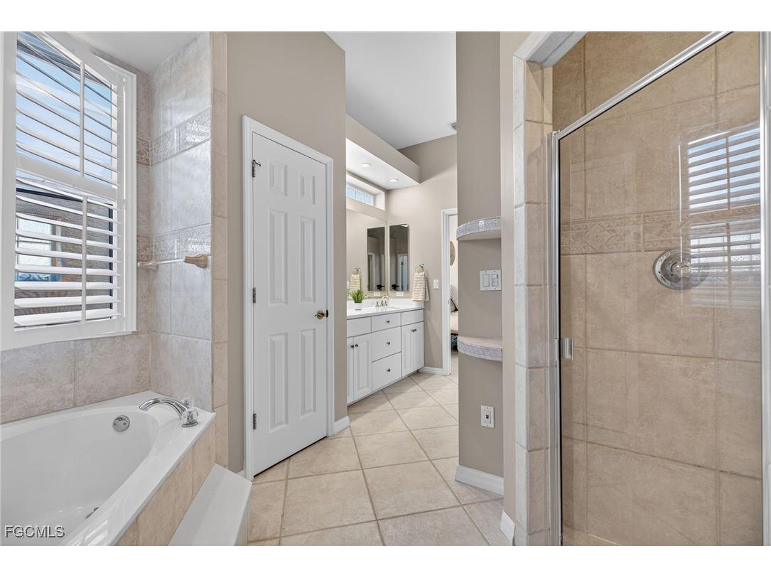 1928 SE 20th Lane Cape Coral FL 33990 2025019451 image29