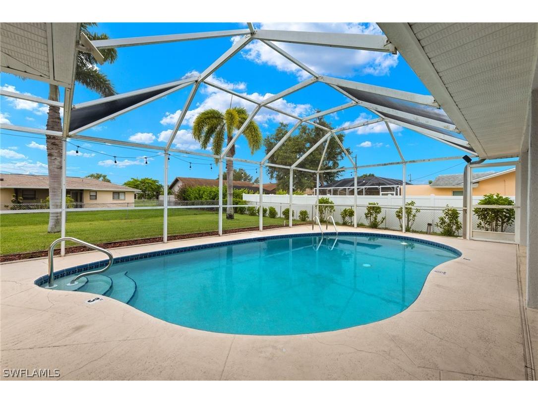 1928 SE Van Loon Terrace Cape Coral FL 33990 224050409 image1