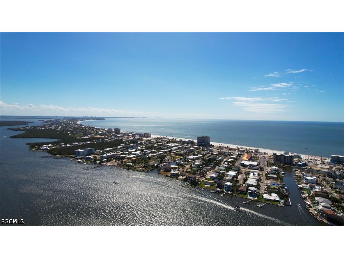 19281 #32-33 San Carlos Boulevard Fort Myers Beach FL 33931 2026021118 image10