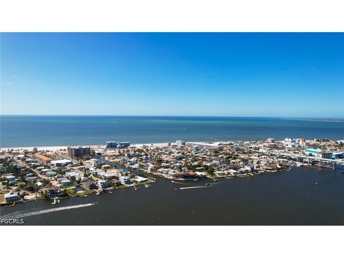 19281 #32-33 San Carlos Boulevard Fort Myers Beach FL 33931 2026021118 image11