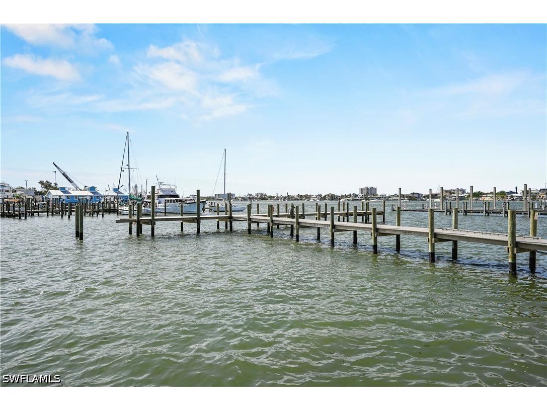 19281 #37 San Carlos Boulevard Fort Myers Beach FL 33931 226021456 image19