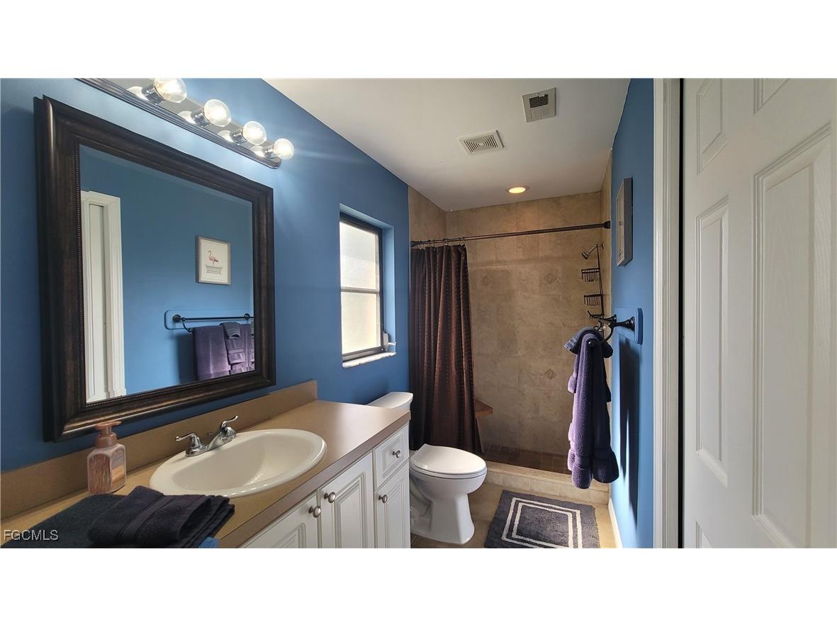 1929 NE 2nd Terrace Cape Coral FL 33909 2025011356 image12