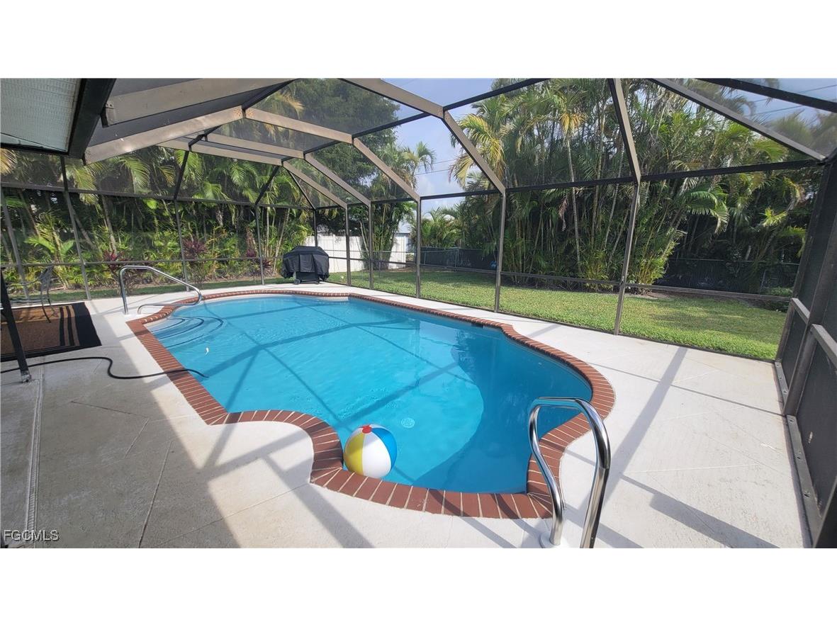 1929 NE 2nd Terrace Cape Coral FL 33909 2025011356 image23