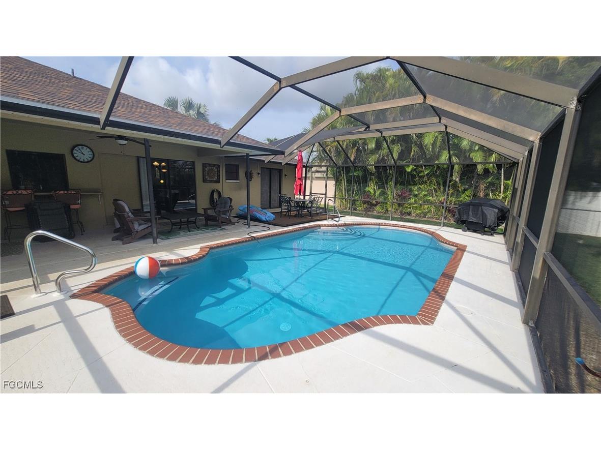 1929 NE 2nd Terrace Cape Coral FL 33909 2025011356 image24