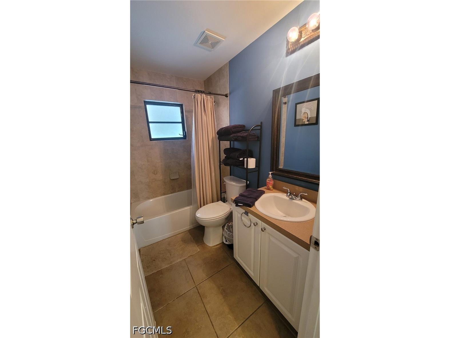 1929 NE 2nd Terrace Cape Coral FL 33909 2026021936 image17